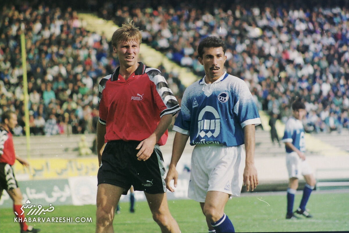 تهامی: از استقلال رفتم چون ناصر حجازی به من اعتقاد نداشت/ ای‌کاش می‌ماندم و ستاره سوم را می‌گرفتم/ معلوم است چه بلایی در دربی سر تیم ساپینتو می‌آورند!