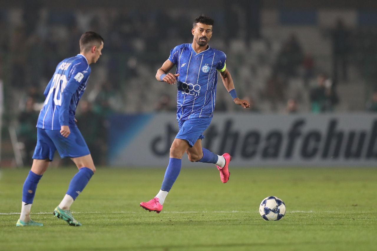 سکوت رامین رضاییان شکست؛ از نیمکت‌نشینی ناراحتم اما حاشیه ایجاد نمی‌کنم؛ نام استقلال مقدس است و من هم از چشم هوادار نمی‌افتم!