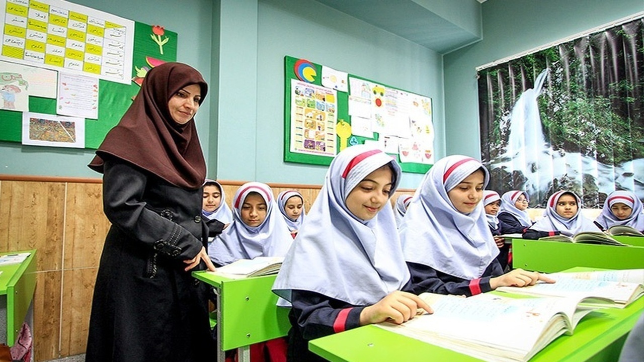 بلاتکلیفی معلمان حق التدریسی از بلاتکلیفی در استخدام بلاتکلیفی معلمان حق التدریسی از بلاتکلیفی در استخدام