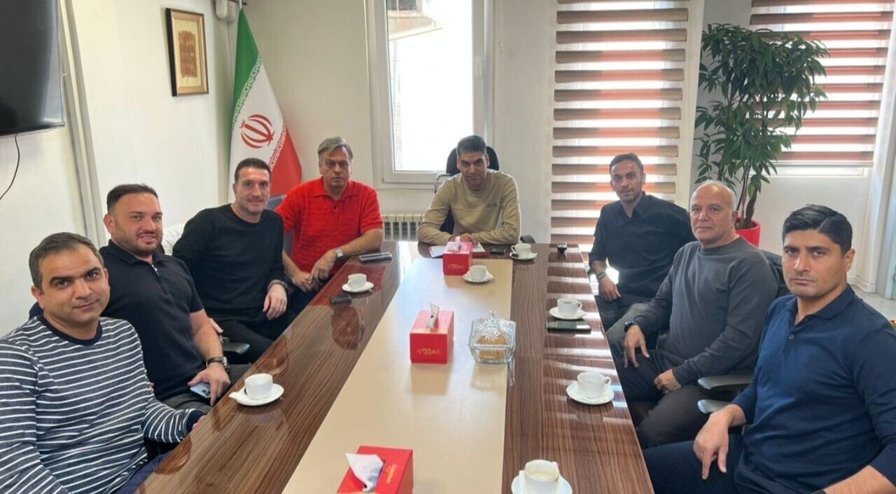 کل هزینههای ما را بدهید؛ درخواست بسیار عجیب پرسپولیس در صورت لغو لیگ! کل هزینههای ما را بدهید؛ درخواست بسیار عجیب پرسپولیس در صورت لغو لیگ!