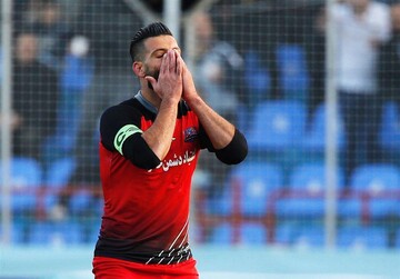 خداحافظی تلخ ستاره پرسپولیس و تراکتور بهدلیل بیماری قلبی خداحافظی تلخ ستاره پرسپولیس و تراکتور بهدلیل بیماری قلبی