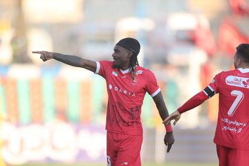شکایت مهاجم پرسپولیس از استقلال شکایت مهاجم پرسپولیس از استقلال