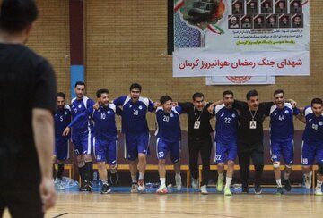 پایان خوش برای آبی ها؛ استقلال با برد جام قهرمانی را گرفت پایان خوش برای آبی ها؛ استقلال با برد جام قهرمانی را گرفت