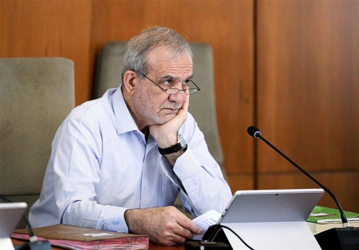 پای پزشکیان به ماجرای لیگ باز شد؛ نامه باشگاه پرسپولیس به رئیسجمهور درباره سهمیهٔ آسیایی!