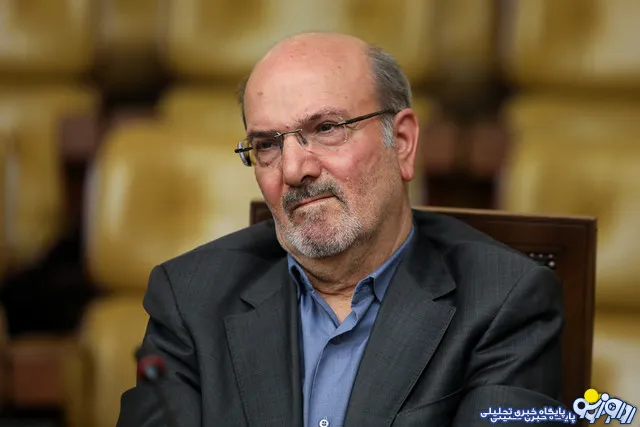 طرح بازنشستگی پیش از موعد عامل اصلي مشکلات صندوق‌های بازنشستگی است/طی ٥ سال آینده پرداختی صندوق ها با کل بودجه دولت برابر مي شود و دولت رسما ورشکسته خواهد شد