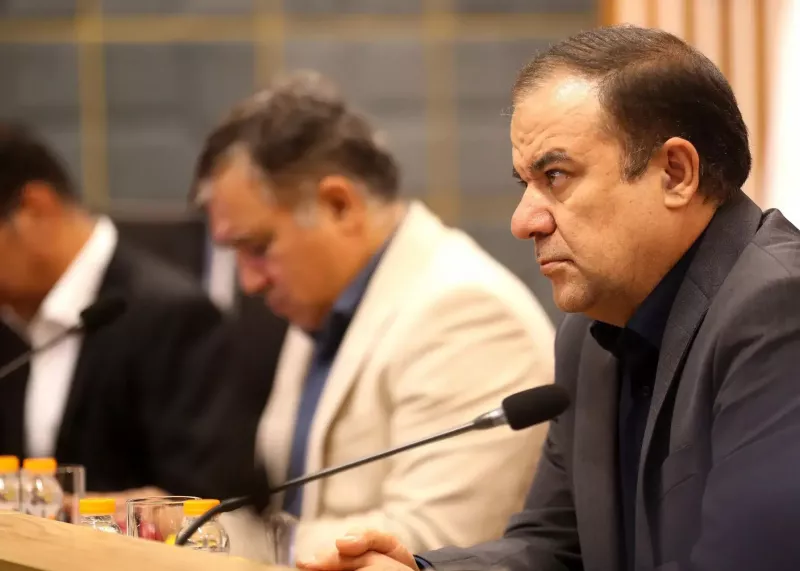 استقلال برای مدیرعامل جدید سنگ تمام گذاشت استقلال برای مدیرعامل جدید سنگ تمام گذاشت