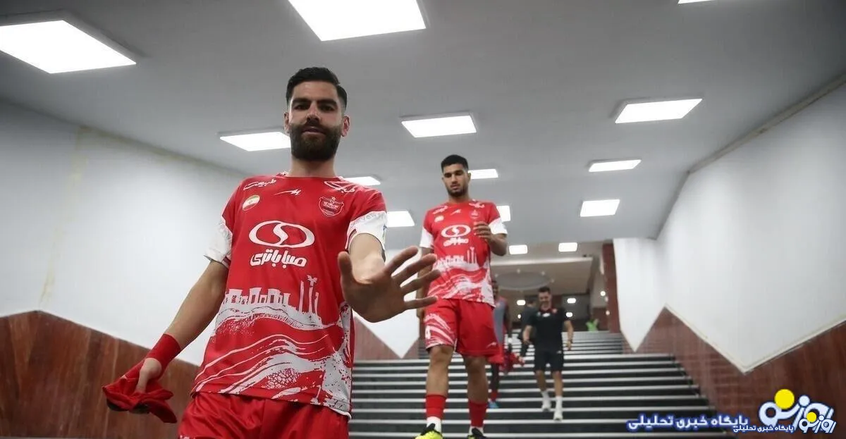 این ستاره مغضوب اوسمار نزدیک درهای خروجی پرسپولیس