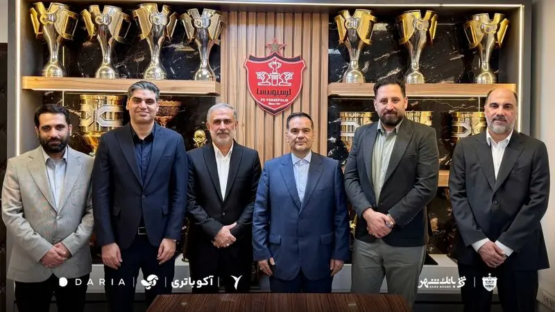 تاجرنیا رئیس جدید پرسپولیس را معرفی کرد؛ مدیر آینده سرخپوشان چه کسی است؟ تاجرنیا رئیس جدید پرسپولیس را معرفی کرد؛ مدیر آینده سرخپوشان چه کسی است؟