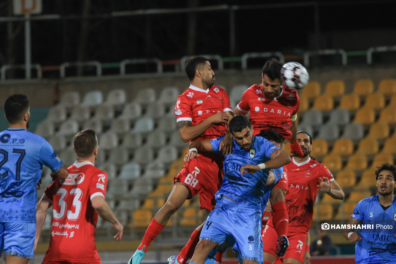 استقلال با تیمی جوان‌تر از پرسپولیس لیگ را شروع کرد