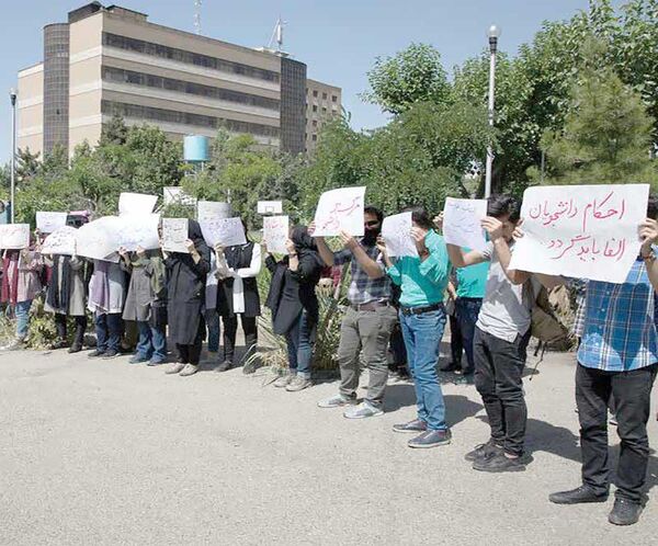 دلایل اخراج دانشجویان دانشگاه بهشتی و شریف چیست؟ دلایل اخراج دانشجویان دانشگاه بهشتی و شریف چیست؟