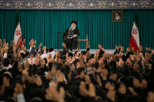 اولین فیلم ازحسینیه امام خمینی ره بعد از حملات آمریکا به بیت رهبری اولین فیلم ازحسینیه امام خمینی ره بعد از حملات آمریکا به بیت رهبری