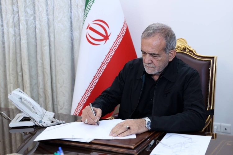 واکنش پزشکیان به ادعاهای اخیر ترامپ واکنش پزشکیان به ادعاهای اخیر ترامپ