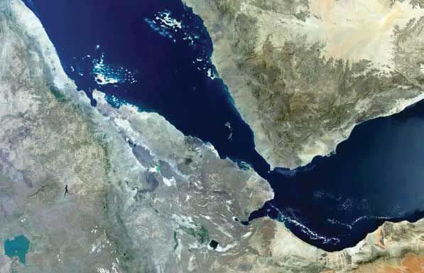 باید مدیر تنگه هرمز باشیم!