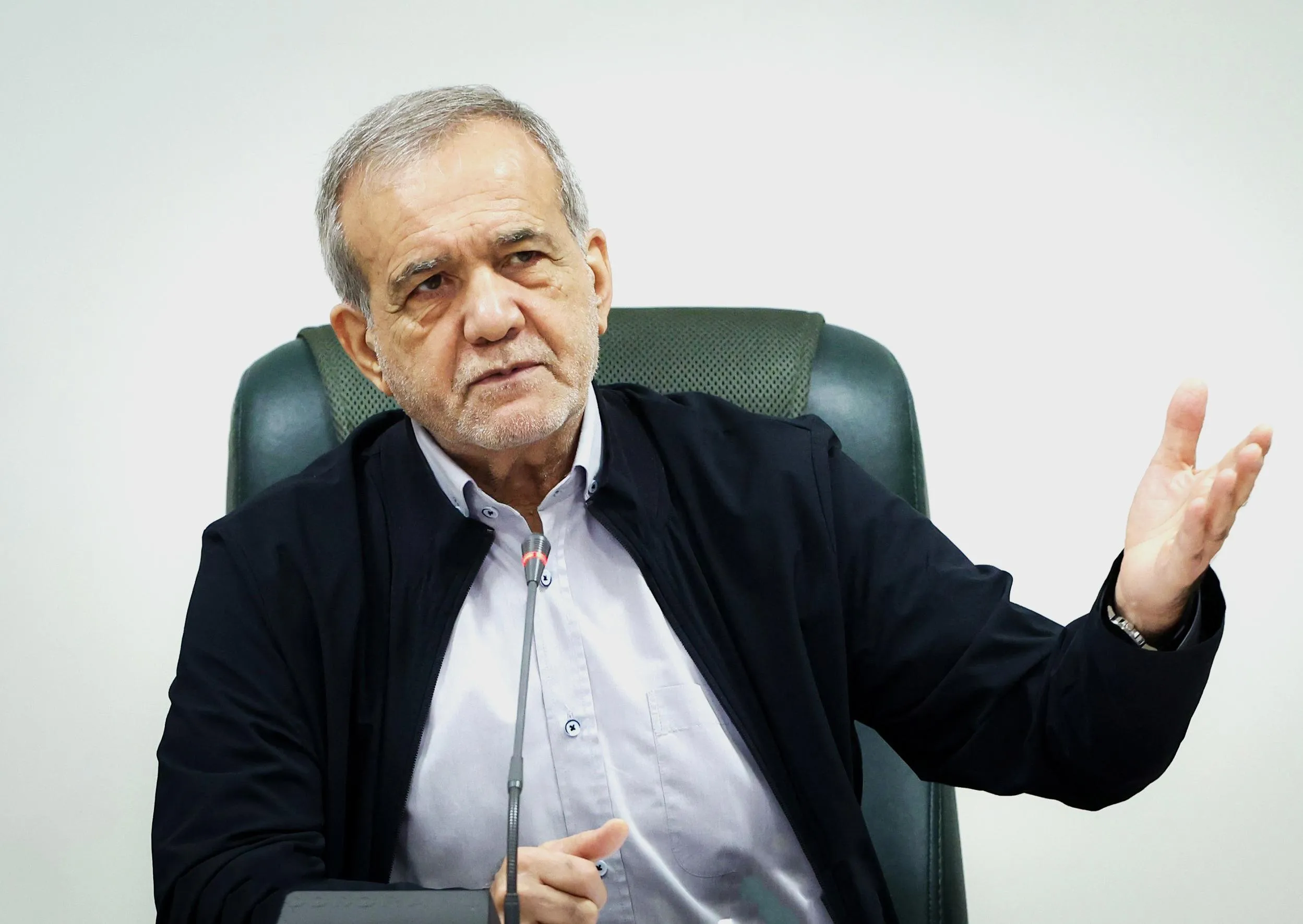 دندان‌هایی که بر گلوی دولت قرار گرفتند!