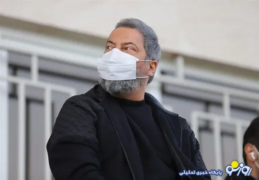 همه در کنار مهرداد میناوند هستیم