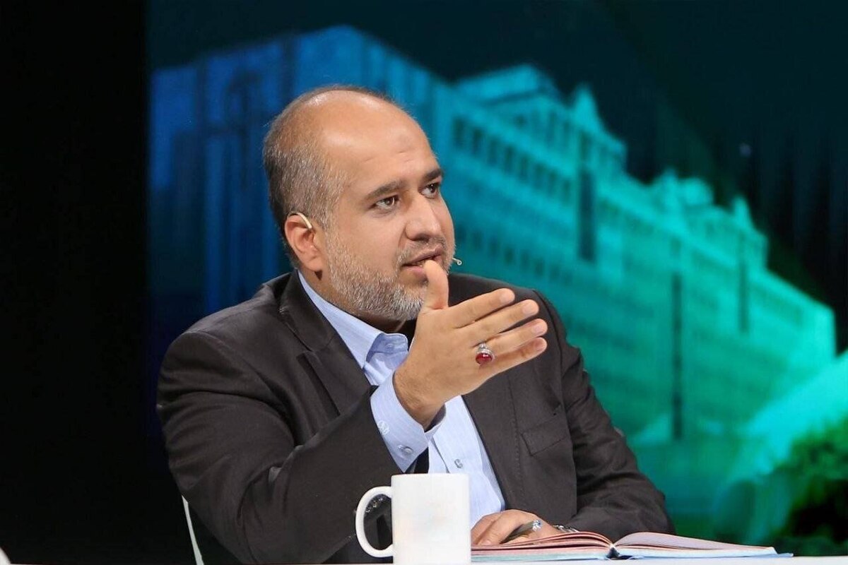 انتقاد خضریان از تبدیل کردن پیام رهبری به ابزار دو قطبی سازی اجتماعی انتقاد خضریان از تبدیل کردن پیام رهبری به ابزار دو قطبی سازی اجتماعی