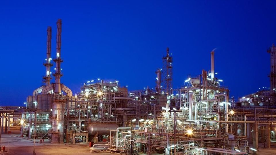 به همت شرکت مهندسی نوآوری و ساخت فناوری‌های نوین خلیج‌فارس انجام شد؛   تدوین نظام‌نامه علمی «انتخاب لایسنسور در پروژه‌های پتروشیمی» / پایان یک چالش طولانی در صنعت پتروشیمی کشور
