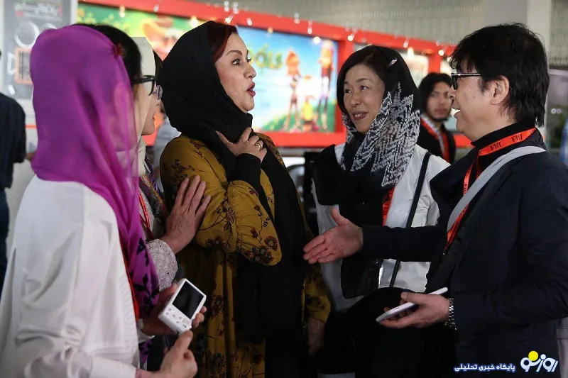 واکنش جالب «مریلازارعی» در هنگام دست دادن مردچینی +عکس