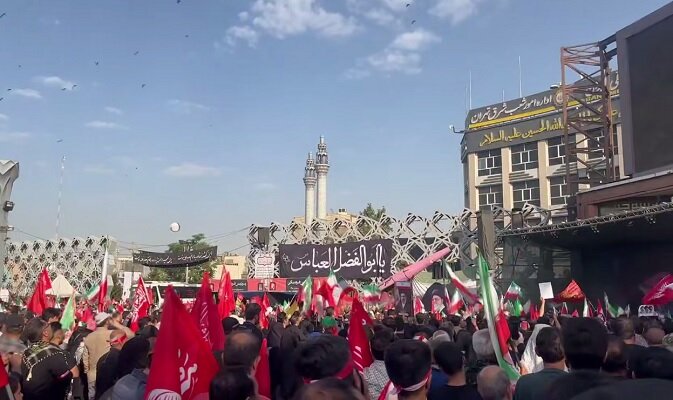 پیکر مطهر با بالگرد در مسیر تشییع عبور خواهد کرد پیکر مطهر با بالگرد در مسیر تشییع عبور خواهد کرد