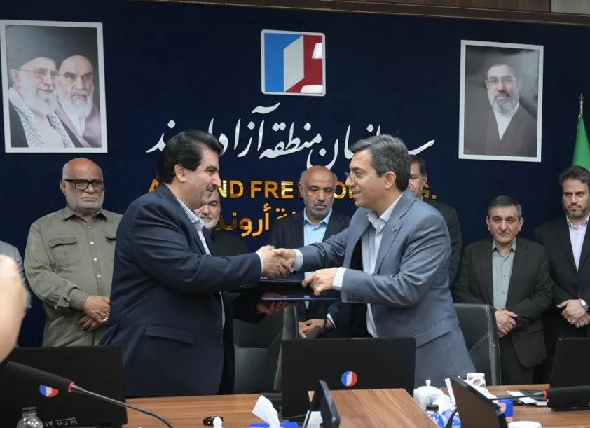 توسعه همکاریهای بانک رفاه کارگران و شرکت تاپیکو برای جهش تولید توسعه همکاریهای بانک رفاه کارگران و شرکت تاپیکو برای جهش تولید
