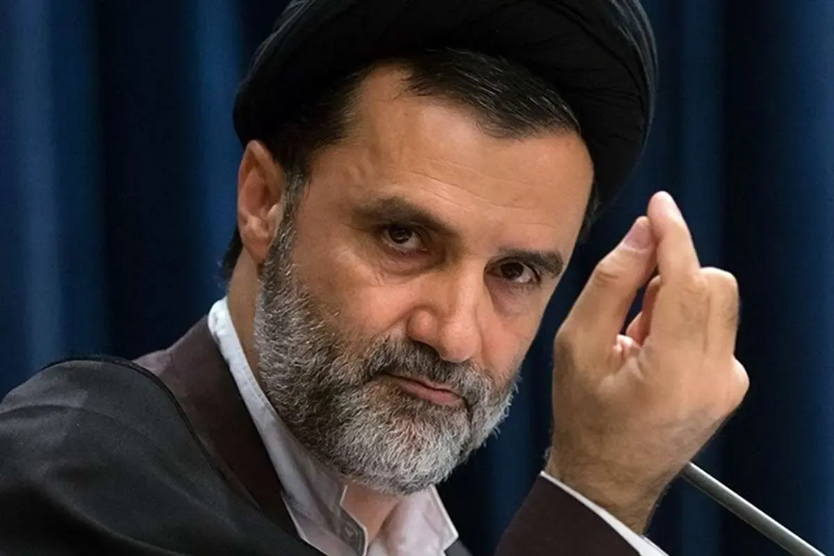ناراحتی سایت نزدیک به جلیلی از حذف نبویان از کمیسیون امنیت ملی ناراحتی سایت نزدیک به جلیلی از حذف نبویان از کمیسیون امنیت ملی