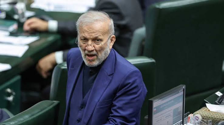 منوچهر متکی: باید به صورت زمینی، پایگاههای نظامی آمریکا را تصرف کنیم منوچهر متکی: باید به صورت زمینی، پایگاههای نظامی آمریکا را تصرف کنیم