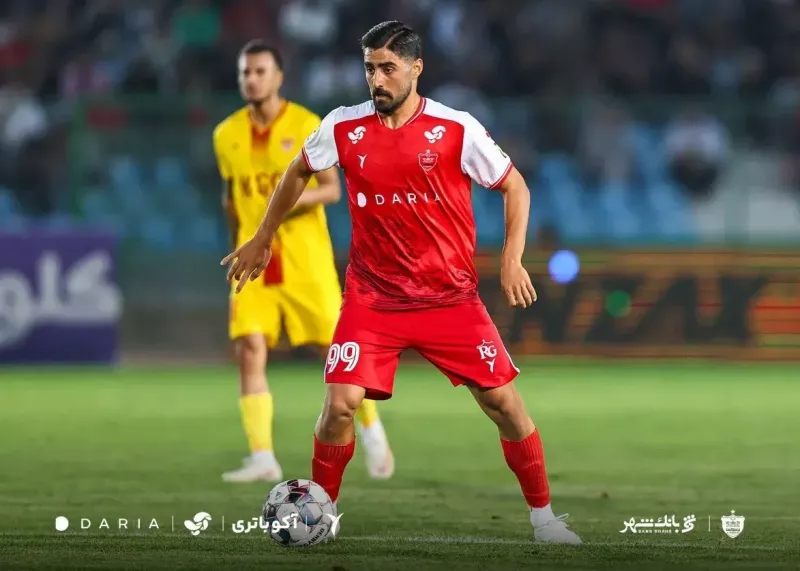 بدشانسی هافبک جدید پرسپولیس تکمیل شد! بدشانسی هافبک جدید پرسپولیس تکمیل شد!