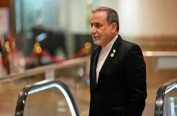دولت برای مذاکره تلاش می‌کند و تندرو‌ها برای مفاحصه !