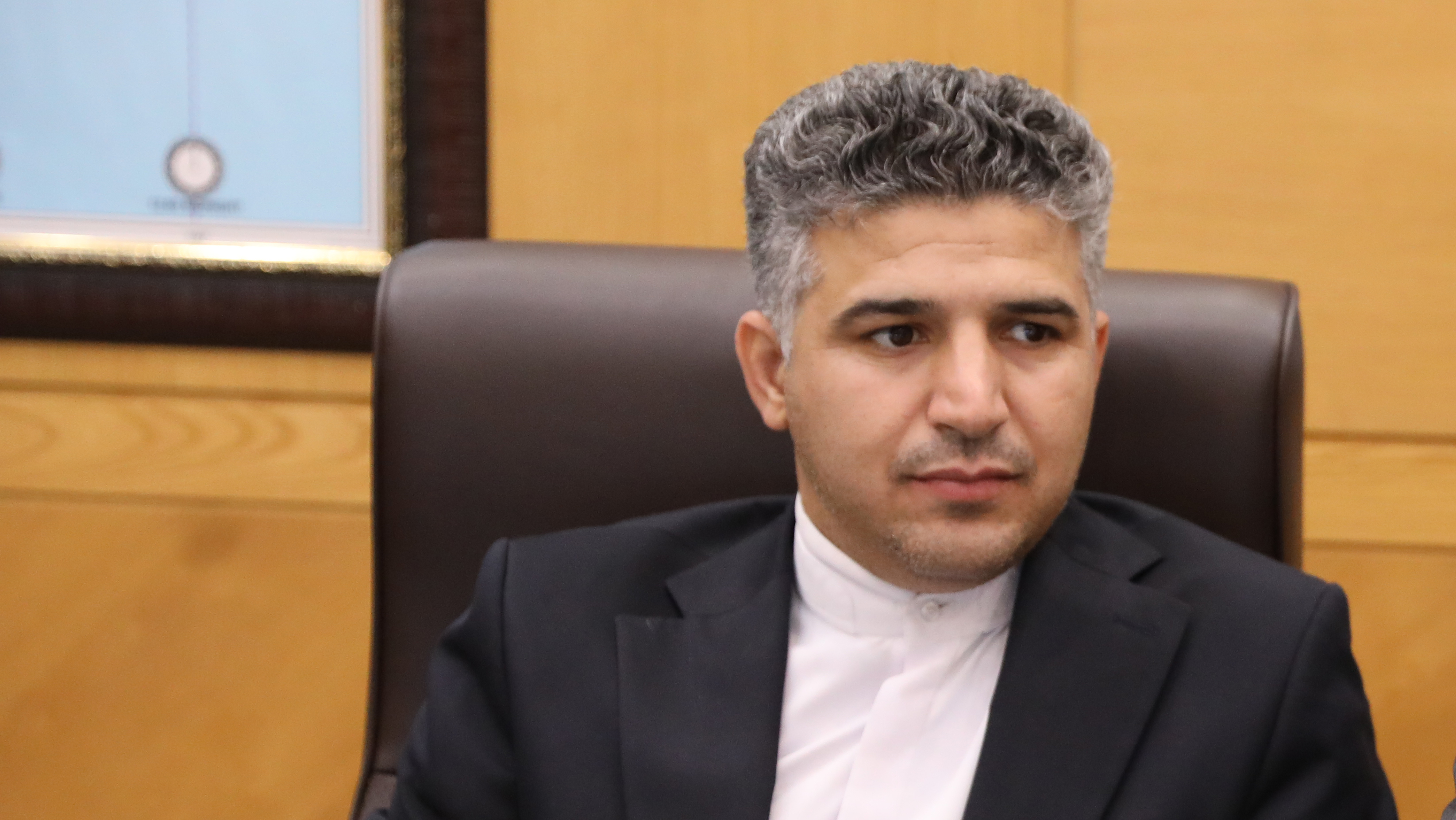 بررسی ساماندهی نیروهای شرکتی در نشست کمیسیون برنامه با رییس سازمان استخدامی بررسی ساماندهی نیروهای شرکتی در نشست کمیسیون برنامه با رییس سازمان استخدامی
