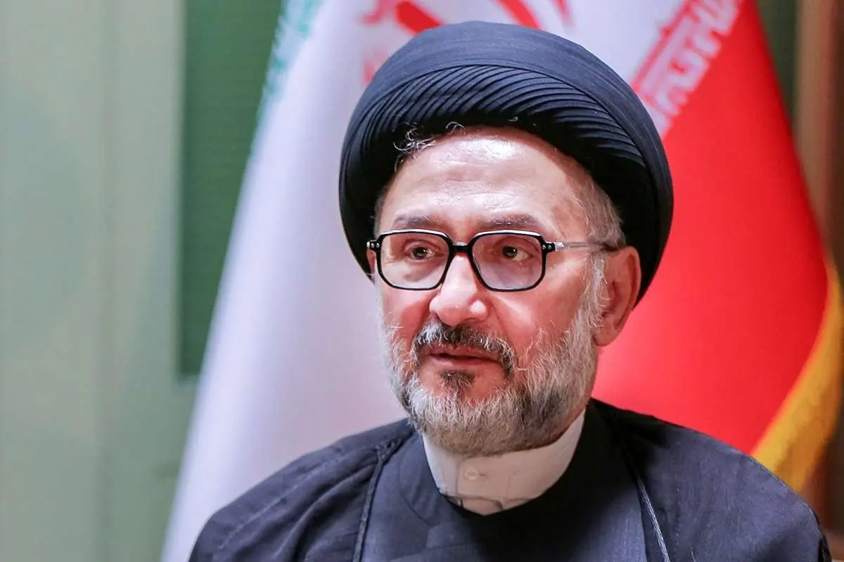 ابطحی:لیست مسئولان موثر بالای ۹۰ سال زیاد است! ابطحی:لیست مسئولان موثر بالای ۹۰ سال زیاد است!