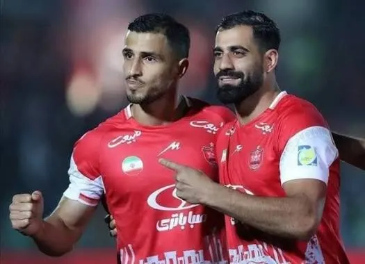 رونمایی از کاپیتان جدید برای پرسپولیس؛ صنعت نفت بازی خاطره انگیز برای ستاره قرمزها؟! رونمایی از کاپیتان جدید برای پرسپولیس؛ صنعت نفت بازی خاطره انگیز برای ستاره قرمزها؟!