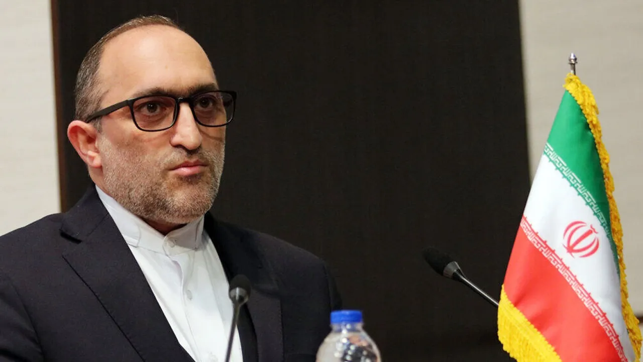 سقف حقوق کارکنان دولت ۱۳۰ میلیون تومان/ تبدیل وضعیت ۷۰۰ هزار نیروی شرکتی امکانپذیر نیست سقف حقوق کارکنان دولت ۱۳۰ میلیون تومان/ تبدیل وضعیت ۷۰۰ هزار نیروی شرکتی امکانپذیر نیست