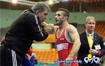 شایعه پناهندگی فرنگی‌کار ایرانی در آمریکا