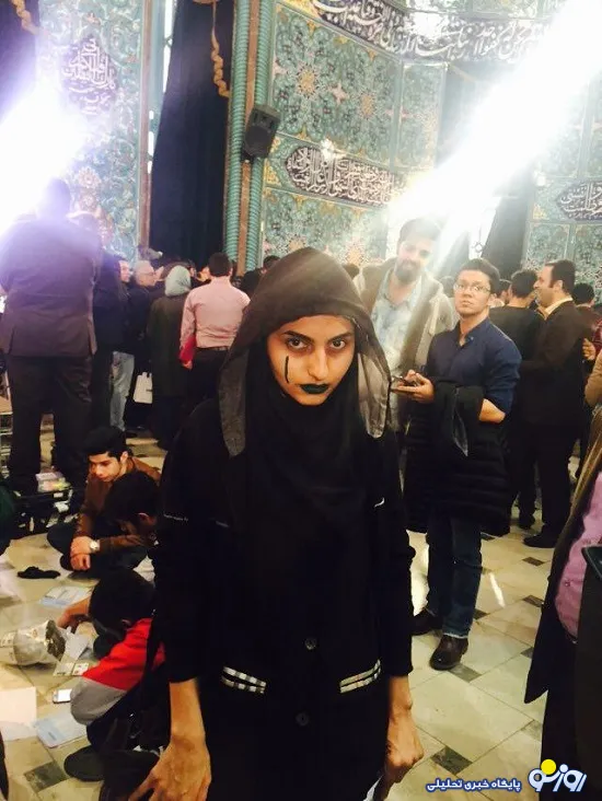 چهره عجیب دختر جوان در صف رای گیری