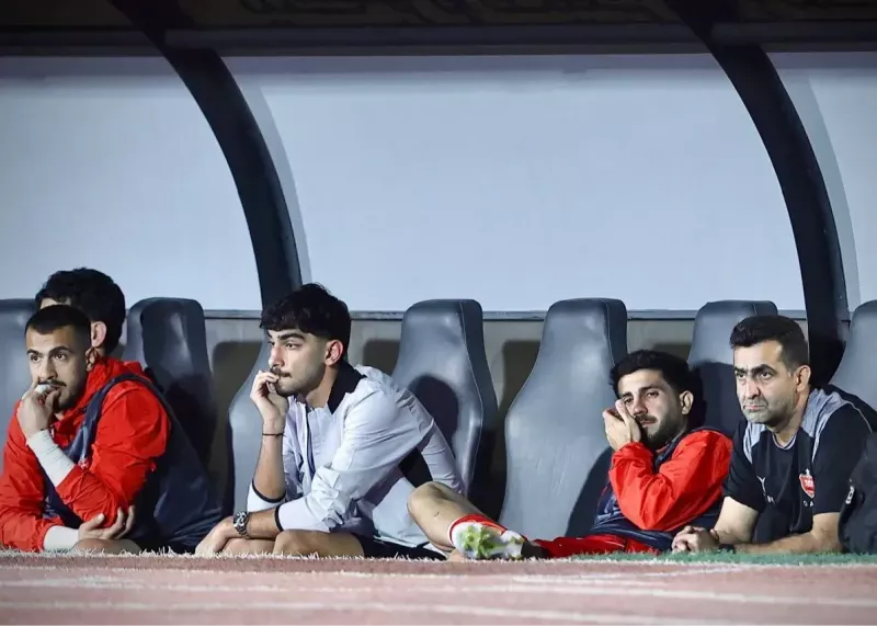 تماشاگران پرسپولیس و تغییر موضع 180 درجهای! تماشاگران پرسپولیس و تغییر موضع 180 درجهای!