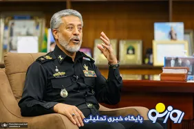 دریادار سیاری: ملت ما ملتی همیشه در صحنه، ایثارگر و ازخودگذشته است