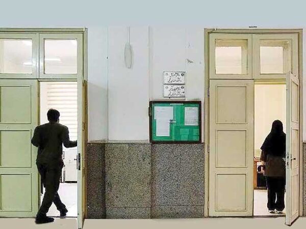 روایت استادی که هنوز نمی‌داند چرا اخراج شده است!