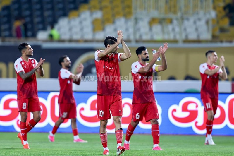 انتظار پرسپولیسیهای ایدهآلگرا: کلینشیت کنید! انتظار پرسپولیسیهای ایدهآلگرا: کلینشیت کنید!