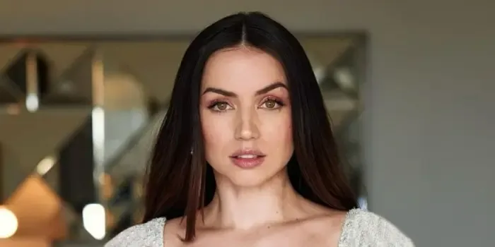 بیوگرافی-آنا-د-آرماس
