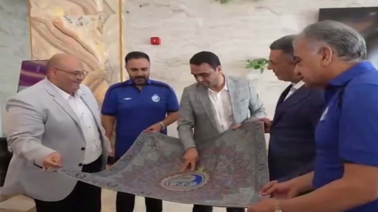 استاندار بصره: چند بازیکن استقلال را برای تیم خودم میخواهم! استاندار بصره: چند بازیکن استقلال را برای تیم خودم میخواهم!