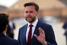 ونس: بین ترامپ و نتانیاهو درباره چگونگی دقیق پایان دادن به جنگ با ایران، اختلاف نظر‌هایی وجود دارد