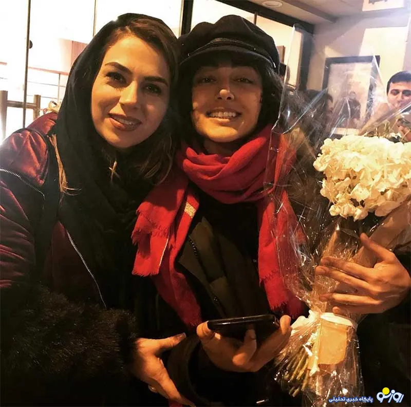 تینا پاکروان در کنار گلشیفته فراهانی در پاریس + عکس