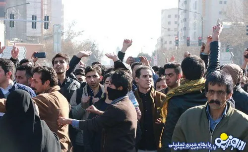 واشنگتن پست: پس از اعتراضات اخیر در ایران چه اتفاقی خواهد افتاد؟/ میدل ایست ای: چرا طبقه متوسط ایران به اعتراضات اخیر نپیوست؟
