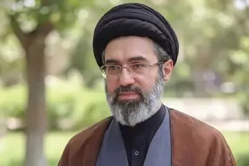 6427541