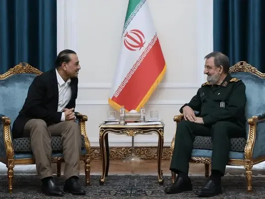 محسن رضایی دیدار با عاصم منیر را نپذیرفت