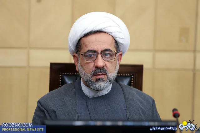مراسم امام حسين را نبايد آلوده به مسائل جناحی كرد/برخي سطح جلسات عزاداری را در حد بهره‌برداری براي جریان سیاسی خود، پایین مي آورند