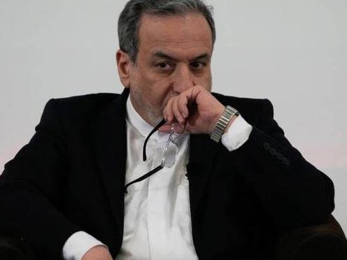 عراقچی عزادار شد