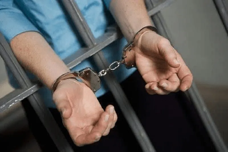 دستگیری کلاهبردار ۱۷۱ میلیاردی پیش از خروج از کشور