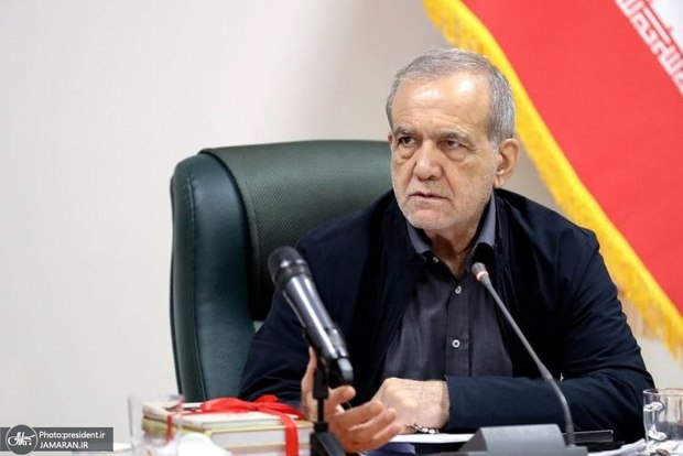 پزشکیان:وحدت و همبستگی کشورهای اسلامی میتواند زمینه غلبه حق بر باطل را فراهم کند پزشکیان:وحدت و همبستگی کشورهای اسلامی میتواند زمینه غلبه حق بر باطل را فراهم کند