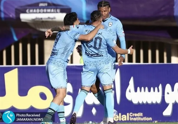 صعود چادرملو به لیگ قهرمانان آسیا بالاتر از پرسپولیس و گل گهر